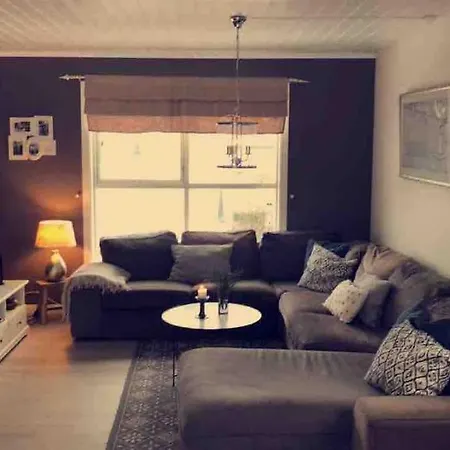 Stor Enebolig Med Flott Hage Og Sommerstue Villa *