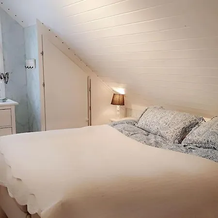 Villa Stor Enebolig Med Flott Hage Og Sommerstue