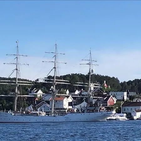 Spacious Southern Norway With Private Garden And Boat فيلة Skarpnes